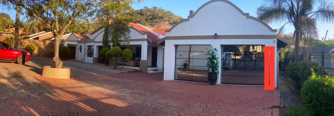 A Pousada Guesthouse Mbombela Eksteriør billede